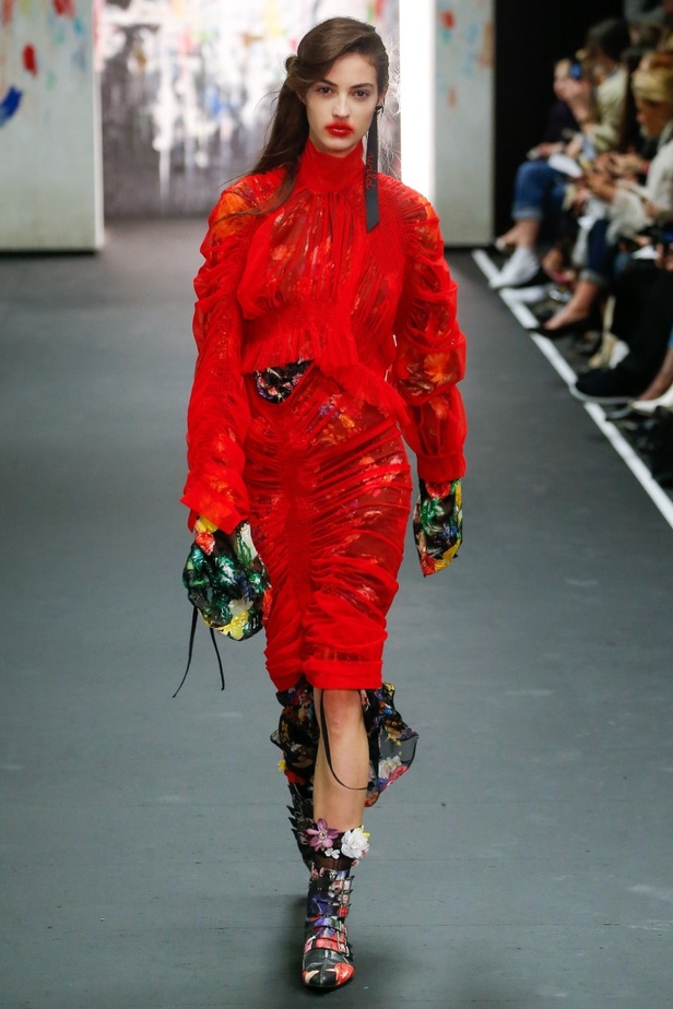 عرض أزياء برين لموسم خريف وشتاء 2017