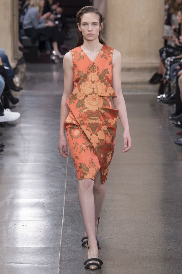 مجموعة كريستوفر كاين للألبسة الجاهزة لخريف و شتاء 2017