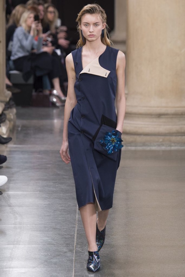 مجموعة كريستوفر كاين للألبسة الجاهزة لخريف و شتاء 2017