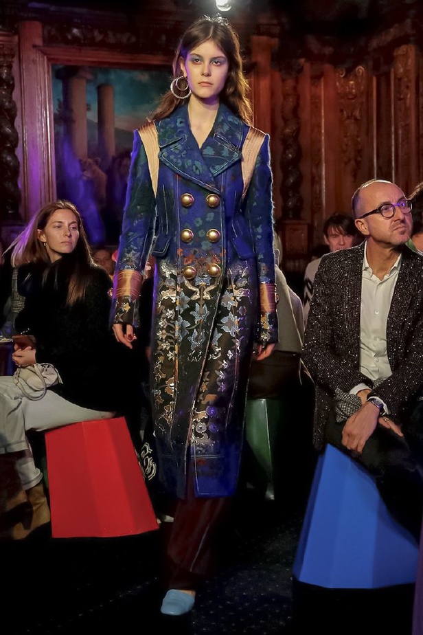 عرض ازياء بيتر بيلوتو لموسم خريف وشتاء 2018