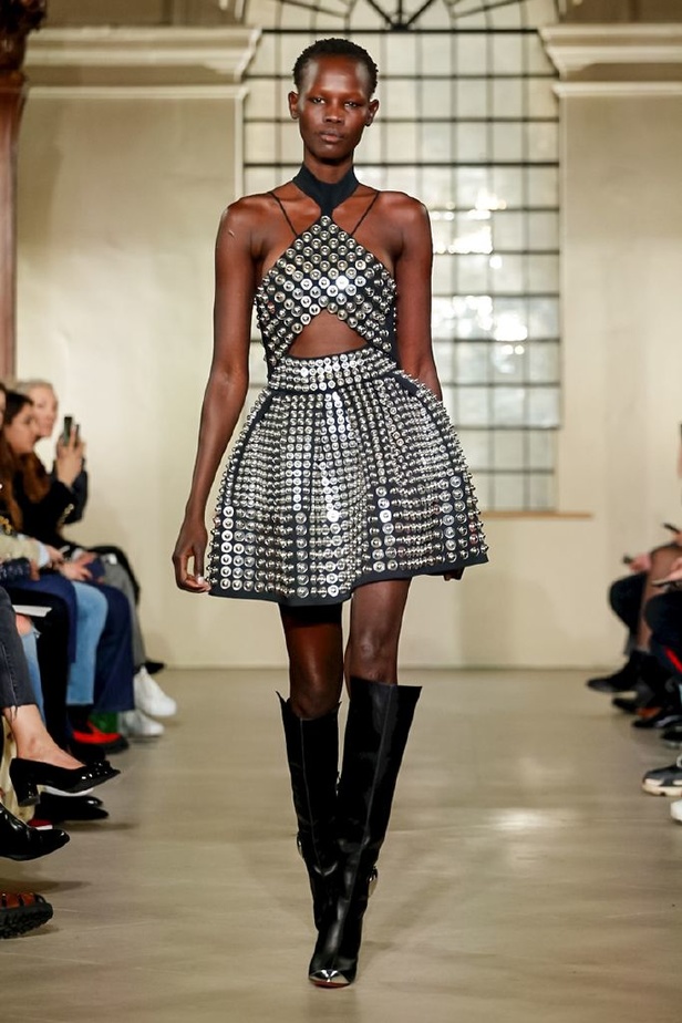 عرض ازياء دايفيد كوما لخريف وشتاء 2018