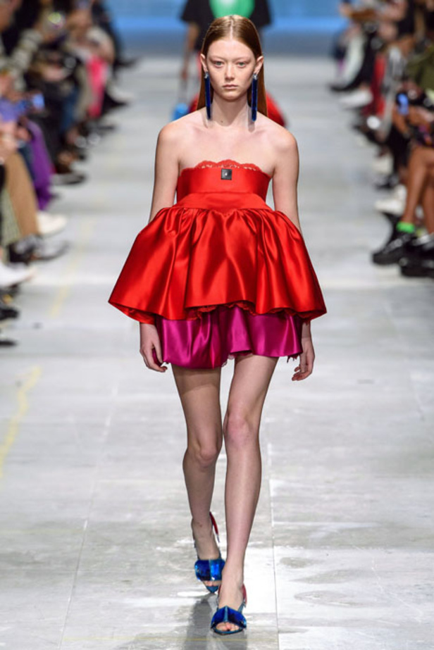 مجموعة Christopher Kane لخريف 2019