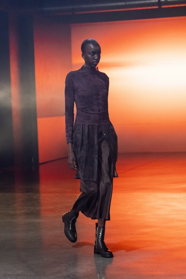 عرض أزياء مجموعة QASIMI لخريف وشتاء 2021 ضمن أسبوع الموضة في لندن