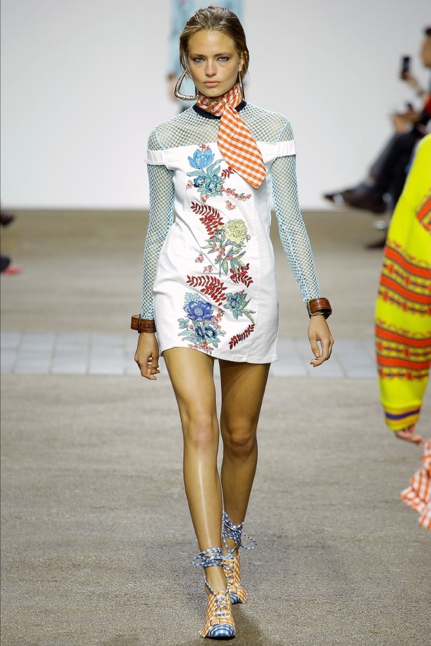 مجموعة "هاوس اوف هولاند" لربيع وصيف 2017