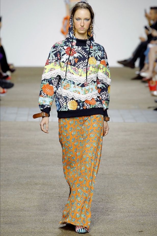 مجموعة "هاوس اوف هولاند" لربيع وصيف 2017