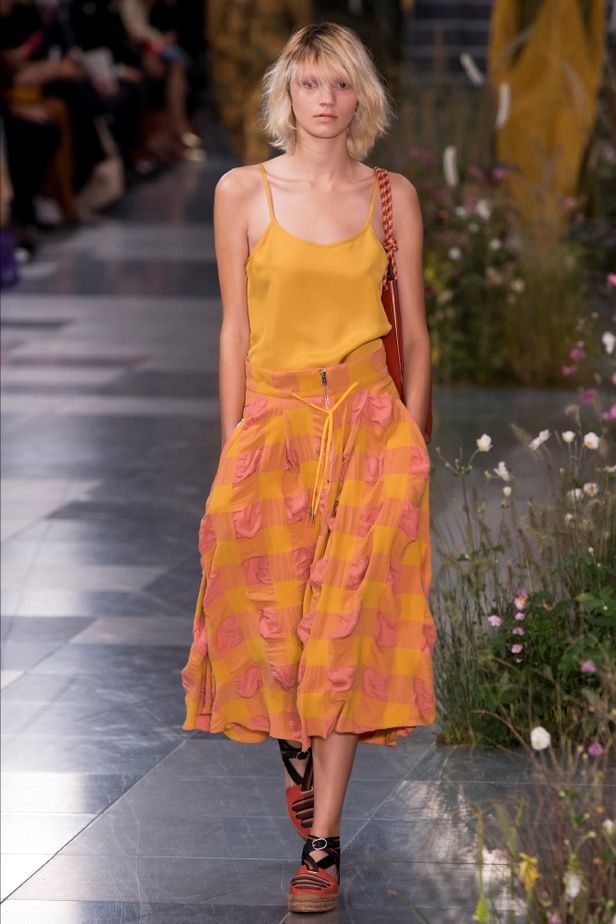 عرض أزياء "بول سميث" لموسم ربيع وصيف 2017