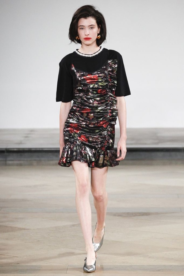 مجموعة Mother of Pearl  لربيع وصيف 2017