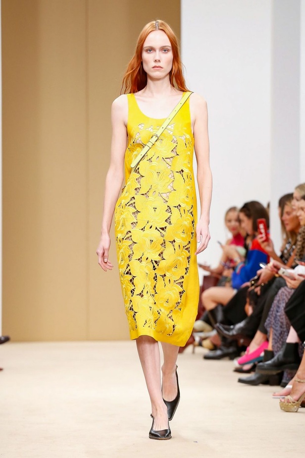 اسبوع الموضة في ميلان 2019 احذية TODS الفاخرة لربيع وصيف 2020