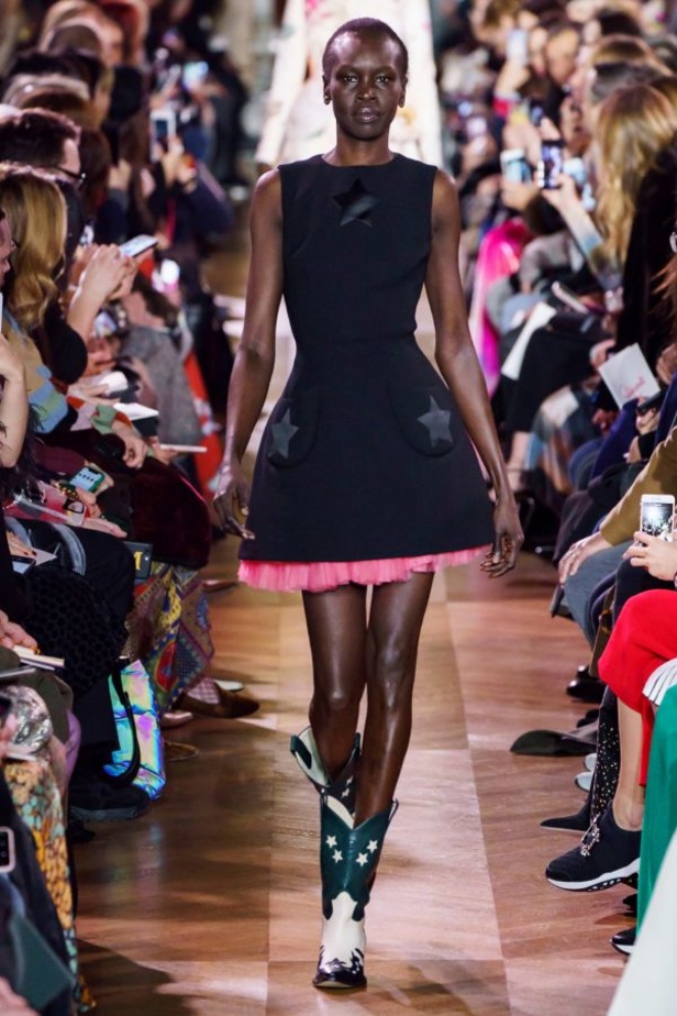 مجموعة سكياباريلي للهوت كوتور لربيع وصيف 2019