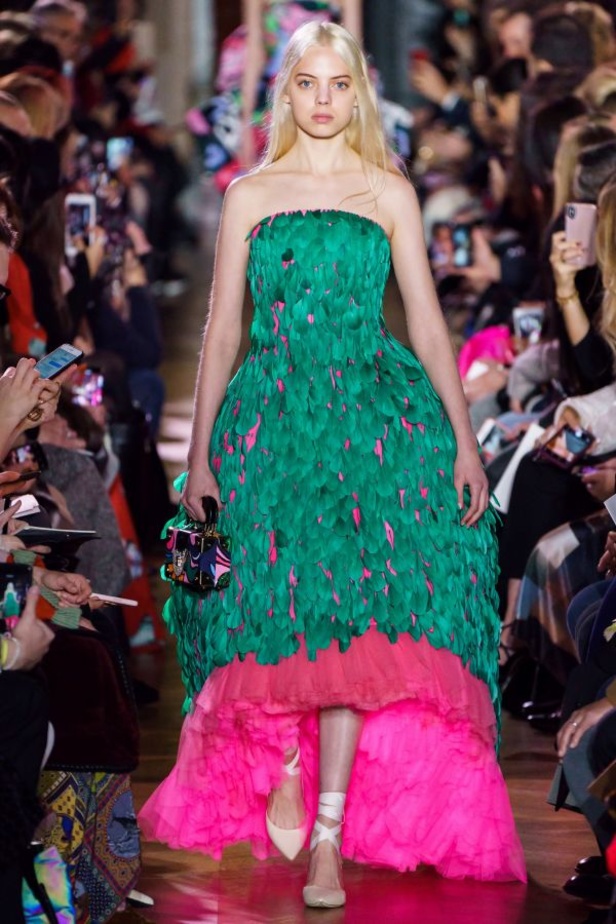 مجموعة سكياباريلي للهوت كوتور لربيع وصيف 2019