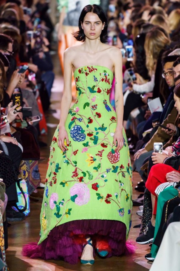 مجموعة سكياباريلي للهوت كوتور لربيع وصيف 2019