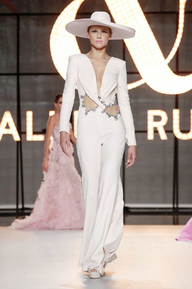 مجموعة رالف أند روسو للهوت كوتور لموسم ربيع وصيف 2019