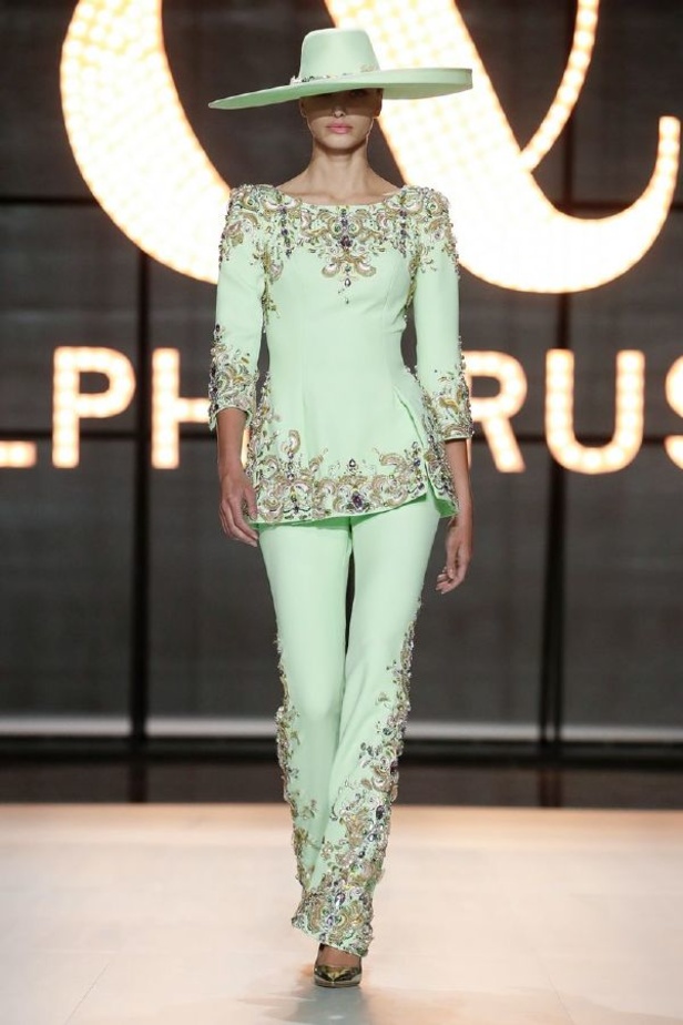 مجموعة رالف أند روسو للهوت كوتور لموسم ربيع وصيف 2019