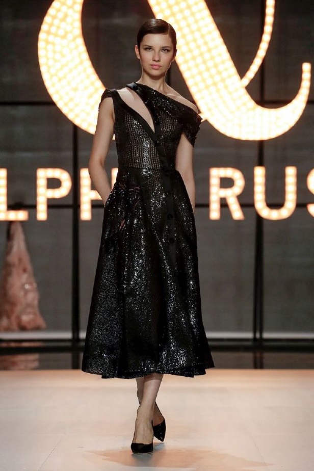 مجموعة رالف أند روسو للهوت كوتور لموسم ربيع وصيف 2019