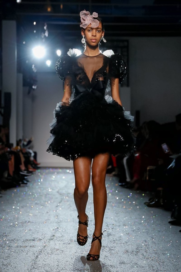 مجموعة الألبسة الراقية من جيامباتيستا فالي لربيع 2019