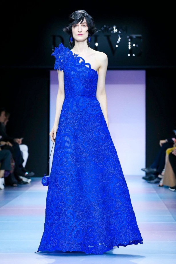 مجموعة ارماني بريفية لموسم ربيع وصيف 2020 هوت كوتور