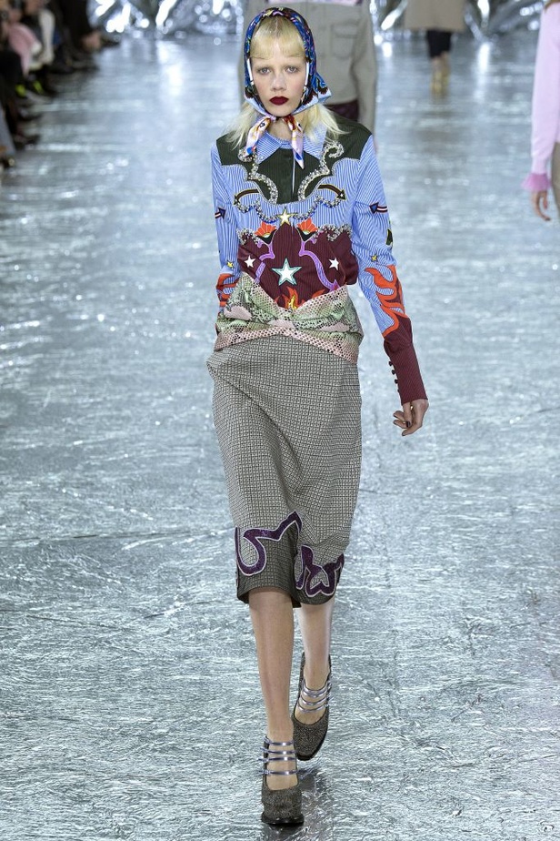 عرض أزياء ماري كاترانتزو للألبسة الجاهزة لخريف شتاء 2016