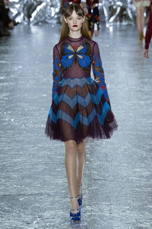 عرض أزياء ماري كاترانتزو للألبسة الجاهزة لخريف شتاء 2016