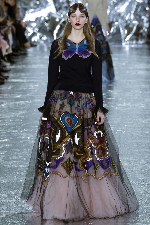 عرض أزياء ماري كاترانتزو للألبسة الجاهزة لخريف شتاء 2016