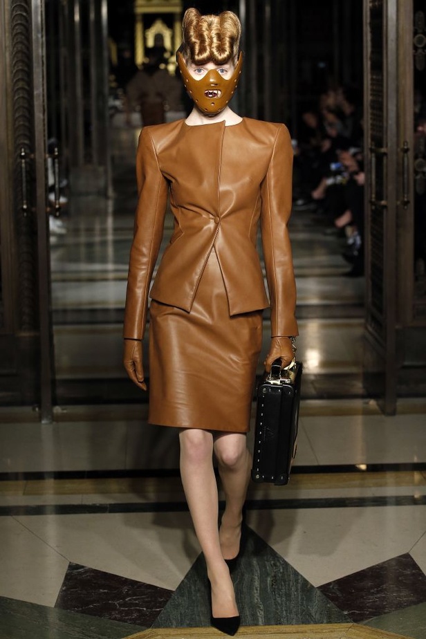 عرض أزياء المصمم غاريث بو لخريف وشتاء 2016