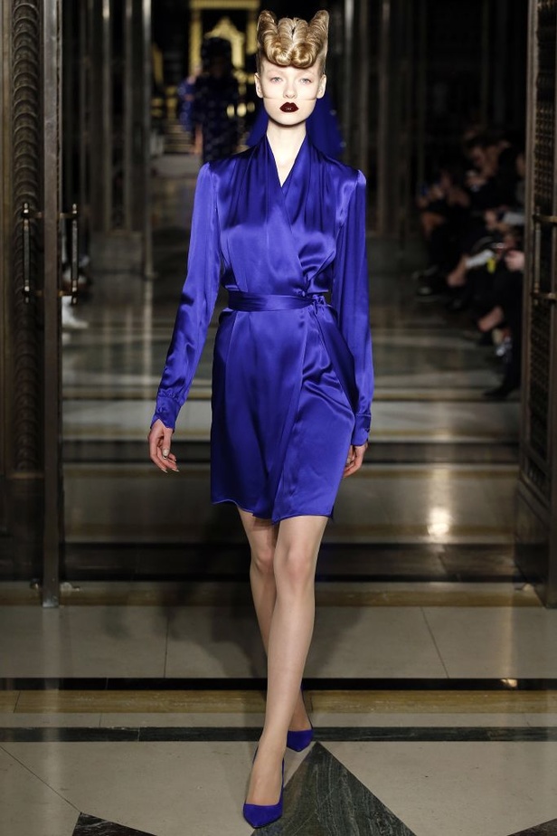 عرض أزياء المصمم غاريث بو لخريف وشتاء 2016