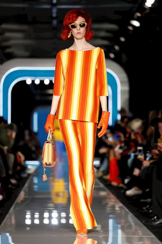 عرض ازياء موسكينو لخريف وشتاء 2018