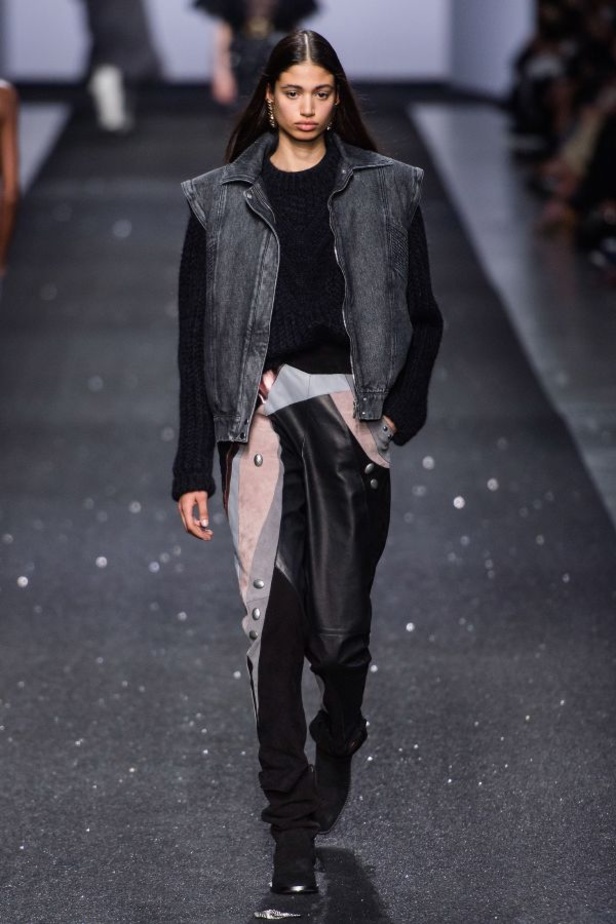 مجموعة Alberta Ferretti للألبسة الجاهزة لخريف 2019