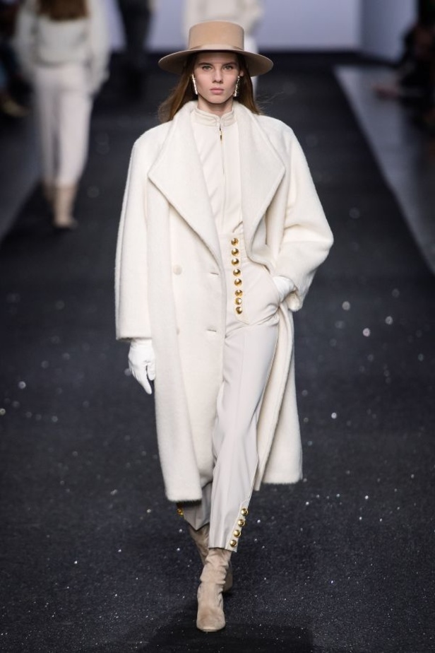 مجموعة Alberta Ferretti للألبسة الجاهزة لخريف 2019