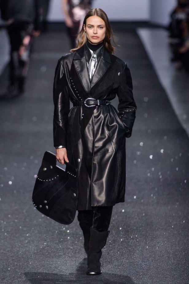 مجموعة Alberta Ferretti للألبسة الجاهزة لخريف 2019