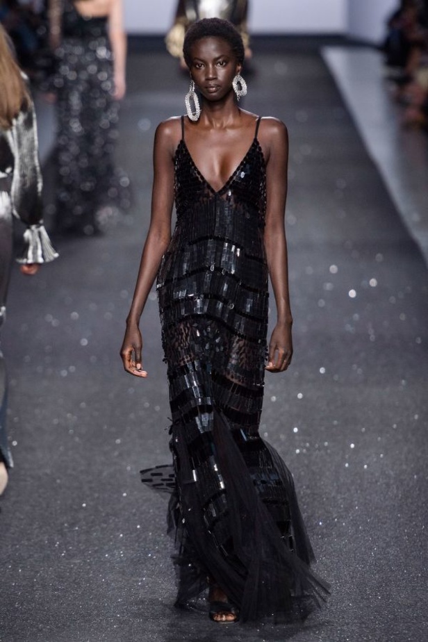 مجموعة Alberta Ferretti للألبسة الجاهزة لخريف 2019