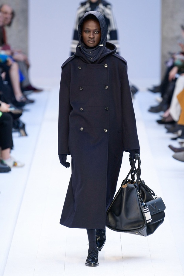 مجموعة ماكس مارا من اسبوع الموضة في ميلانو لخريف وشتاء 2020-2021 