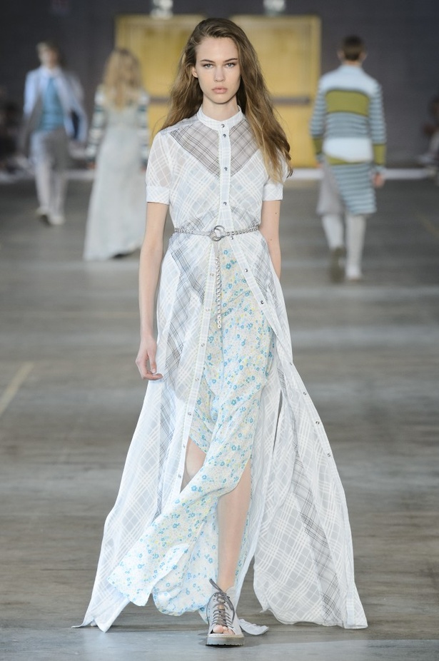 ديزل بلاك غولد تطلق مجموعة ازياء صيف 2018 في أسبوع ميلانو للموضة 