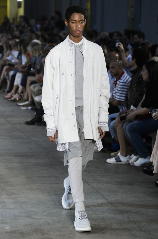 ديزل بلاك غولد تطلق مجموعة ازياء صيف 2018 في أسبوع ميلانو للموضة 