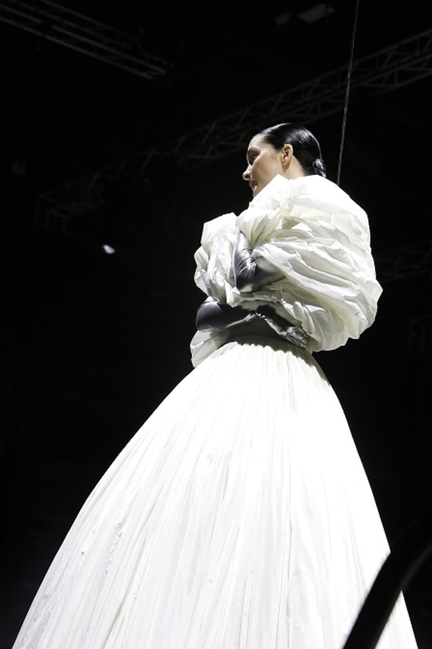 مجموعة دار فالنتينو Valentino لـخريف وشتاء 2021  تصاميم راقية تأخذنا الى الأحلام