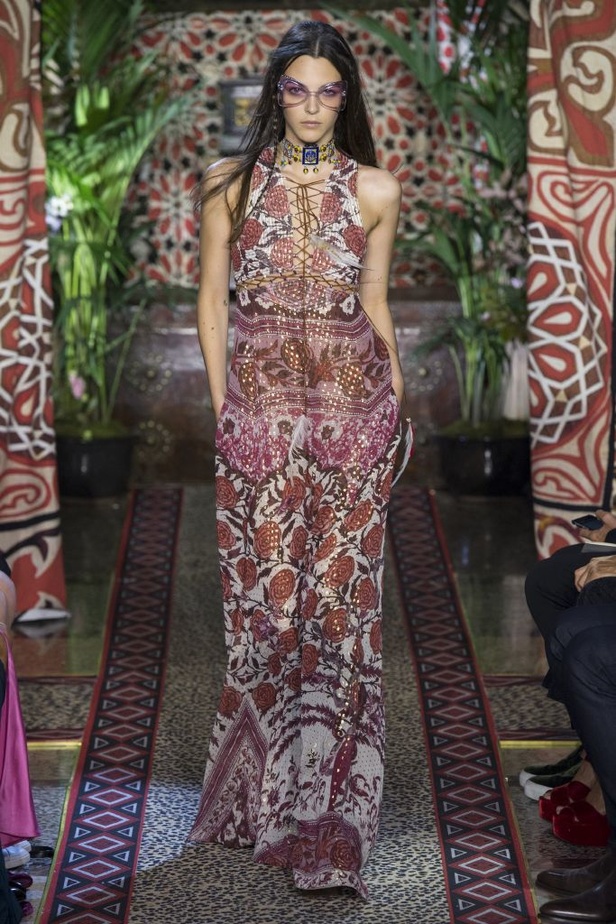 مجموعة Roberto Cavalli لربيع وصيف 2017