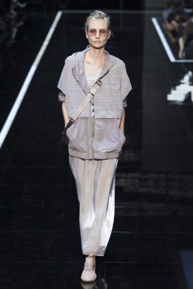 مجموعة Emporio Armani لربيع وصيف ٢٠١٩ !