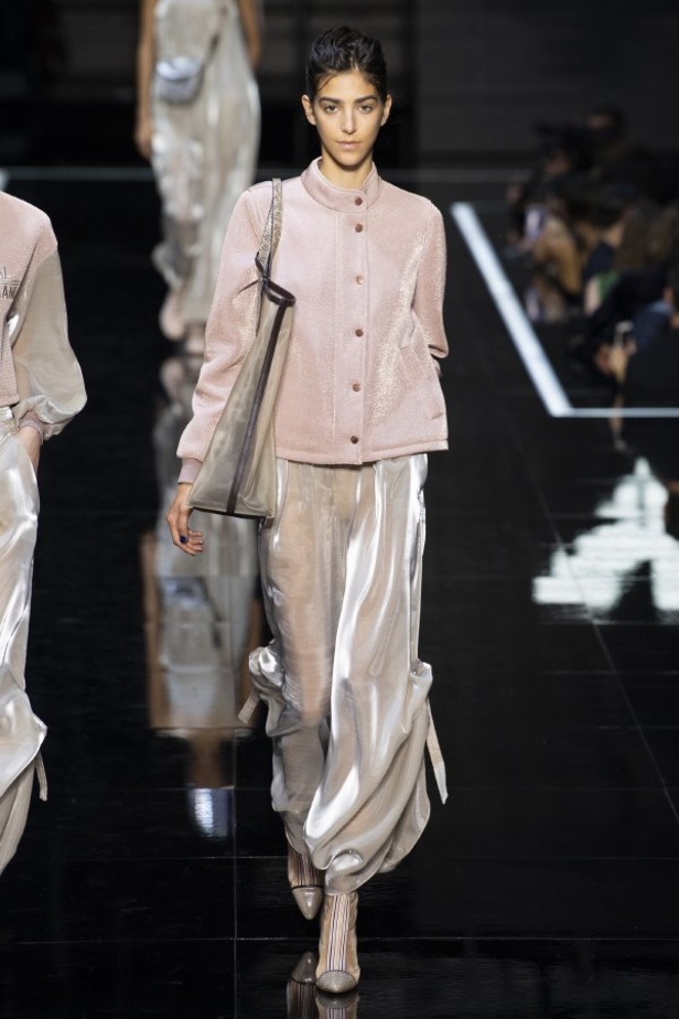 مجموعة Emporio Armani لربيع وصيف ٢٠١٩ !