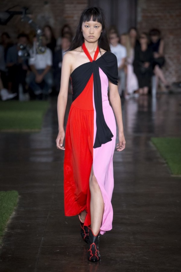 عرض أزياء MSGM لربيع وصيف ٢٠١٩ !