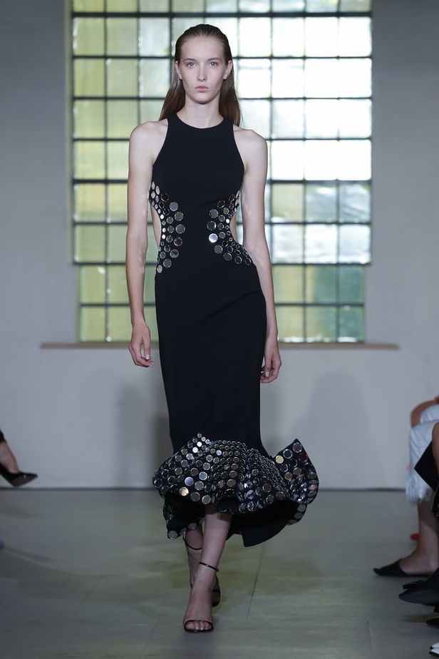 مجموعة دايفيد كوما لموسم ربيع وصيف 2019