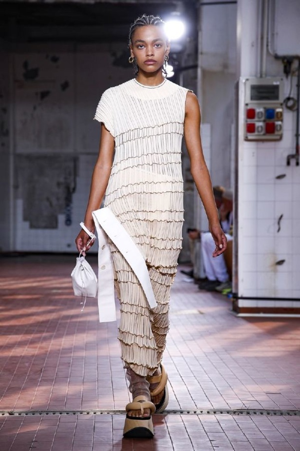 مجموعة جيل ساندر لموسم ربيع وصيف 2019