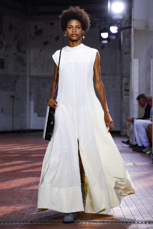 مجموعة جيل ساندر لموسم ربيع وصيف 2019