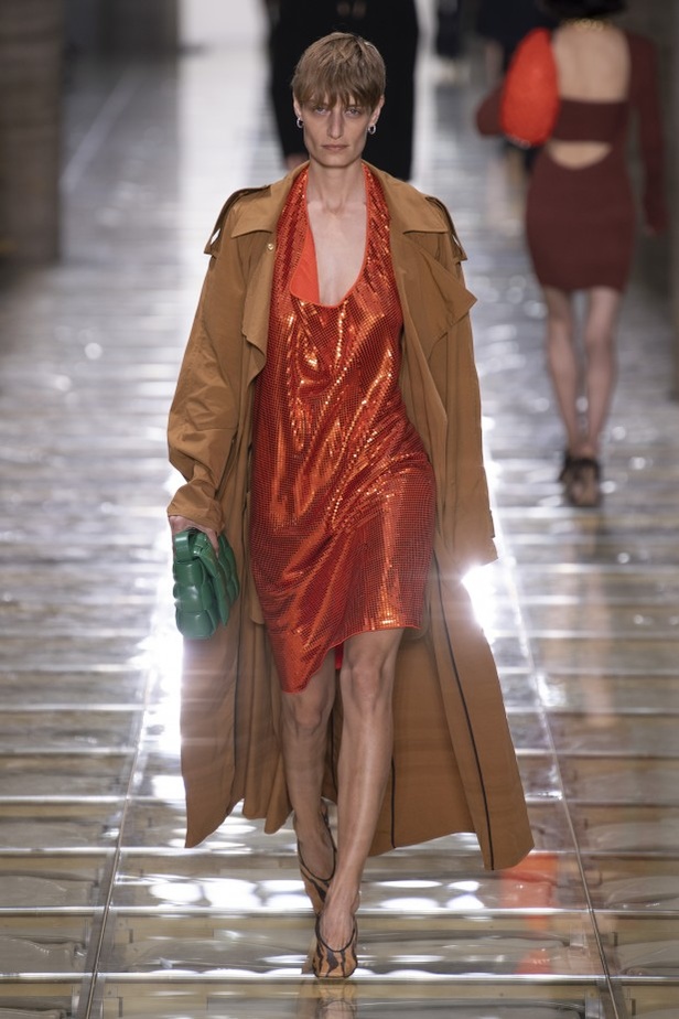 حرفية وإبداع في مجموعة Bottega Veneta لربيع وصيف 2020