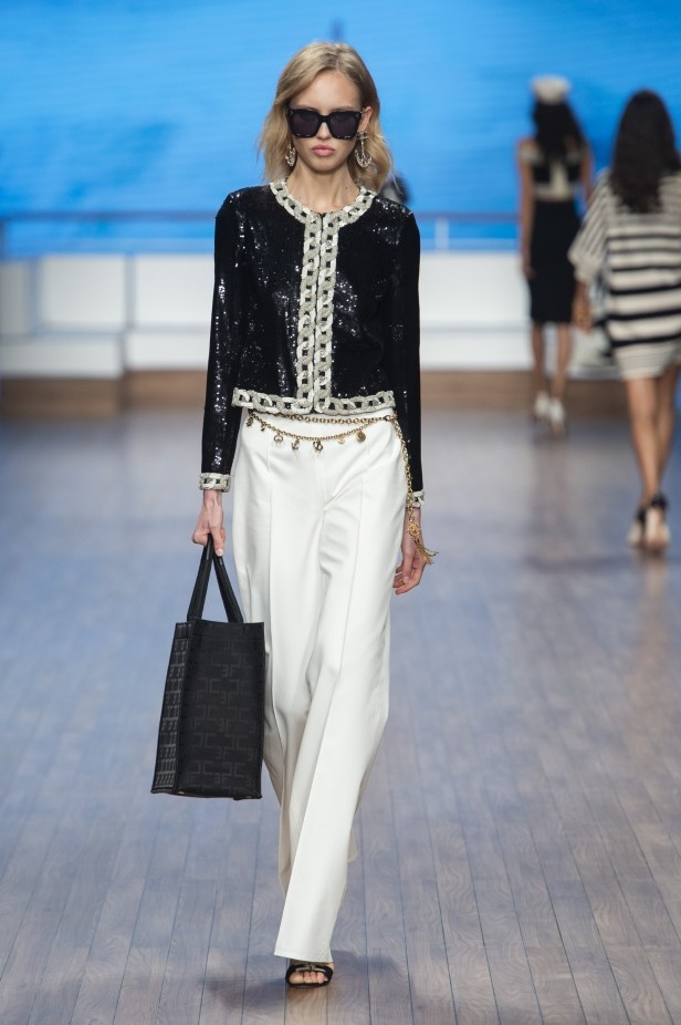 سافري الى عالم الرحلات البحرية مع مجموعة Elisabetta Franchi لربيع وصيف 2020