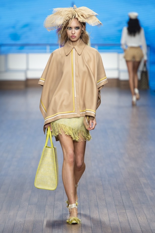 سافري الى عالم الرحلات البحرية مع مجموعة Elisabetta Franchi لربيع وصيف 2020