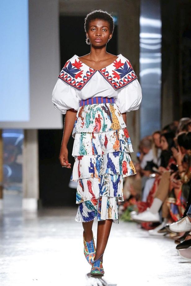 اسبوع الموضة في ميلان 2019 أزياء  STELLA JEAN الجاهزة لربيع وصيف 2020