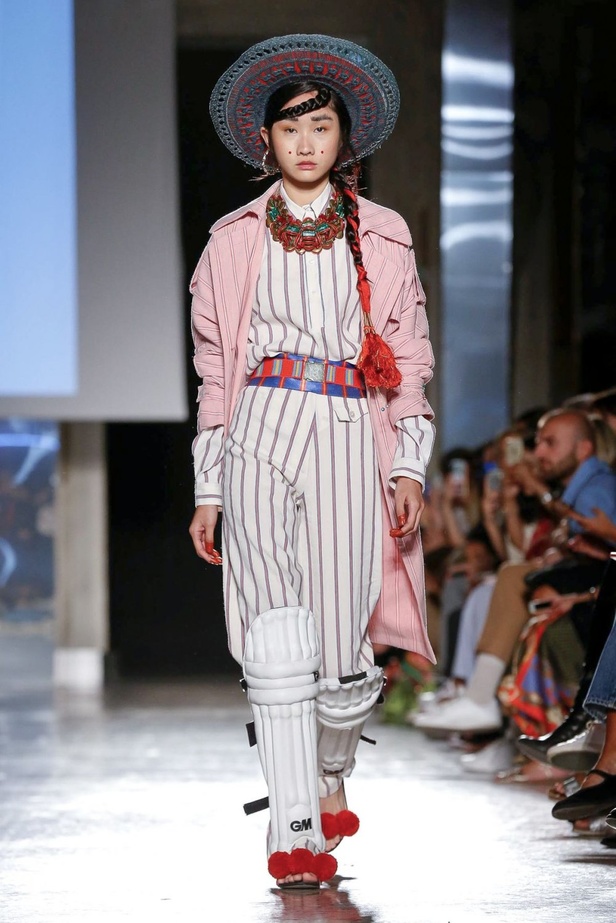 اسبوع الموضة في ميلان 2019 أزياء  STELLA JEAN الجاهزة لربيع وصيف 2020