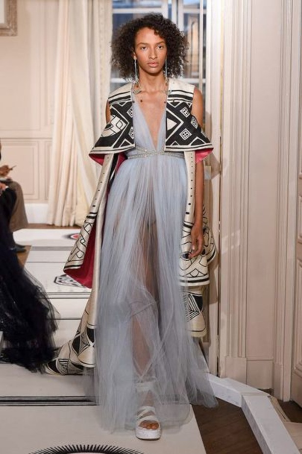 مجموعة "سكيابريلي" للهوت كوتو لموسم ربيع وصيف 2018