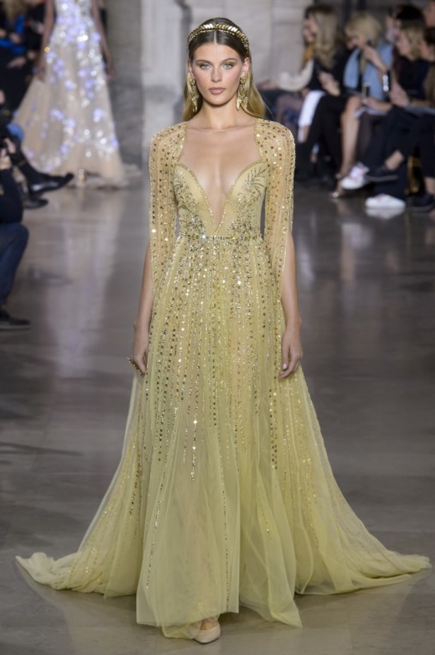 عرض ازياء جروج حقيبة لربيع وصيف 2018