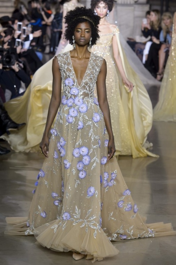 عرض ازياء جروج حقيبة لربيع وصيف 2018