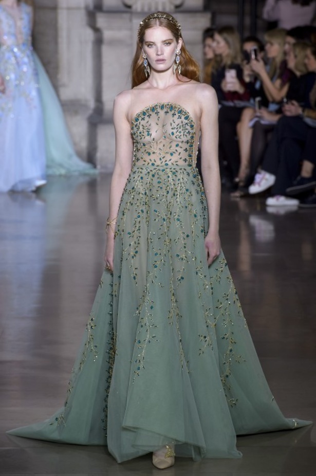 عرض ازياء جروج حقيبة لربيع وصيف 2018